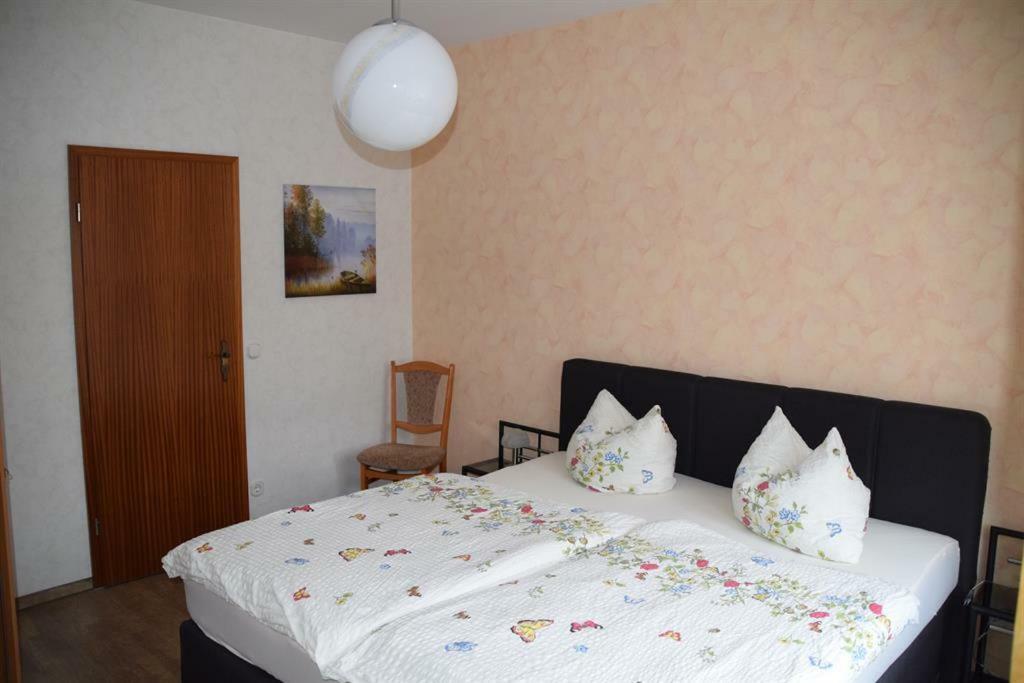 Ferienwohnung Knop ターレ エクステリア 写真